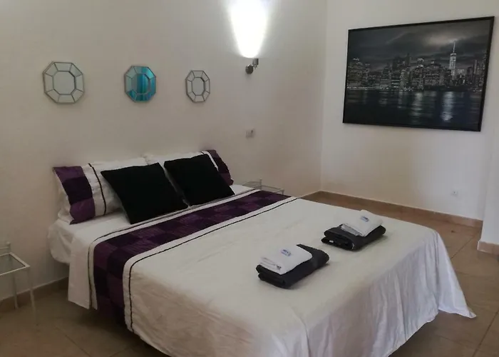 Confort Canarias Apartment *